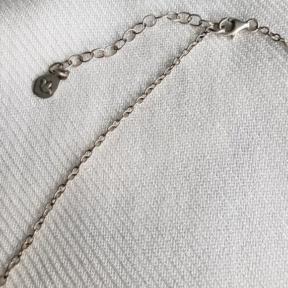 Silver and stone necklace - Picture 7 of 8